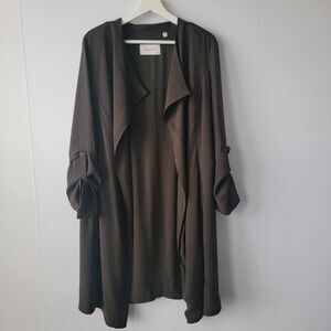 Aritzia Babaton womens Quincey Flowy Trench Coat in Modern Taupe size M